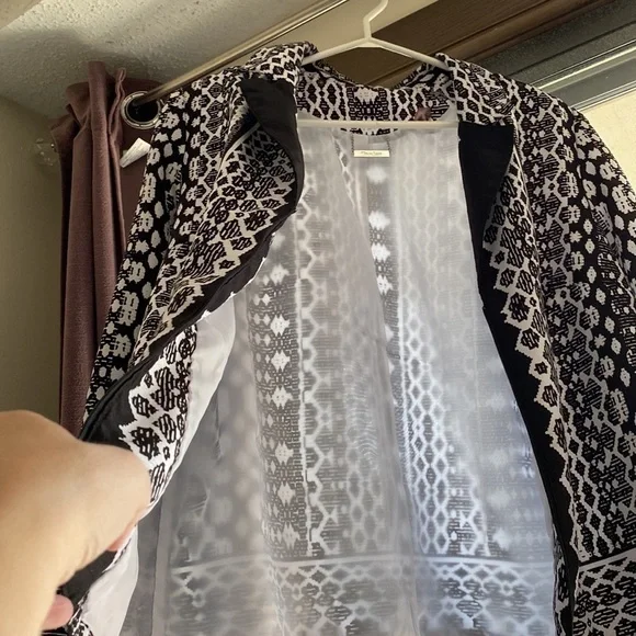 Tanjay  Jacket (12) - Picture 4 of 5